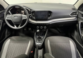 Подержанный автомобиль LADA (ВАЗ) Vesta Sedan 2023 года (11 фото)