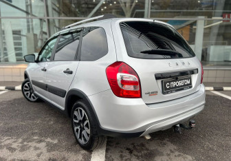 Подержанный автомобиль LADA (ВАЗ) Granta Wagon 2023 года (7 фото)