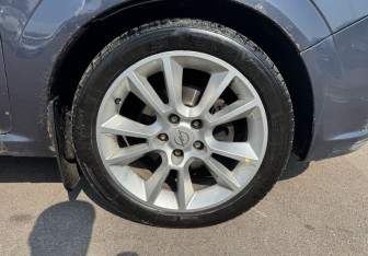 Подержанный автомобиль Opel Zafira Compactvan 2007 года (12 фото)