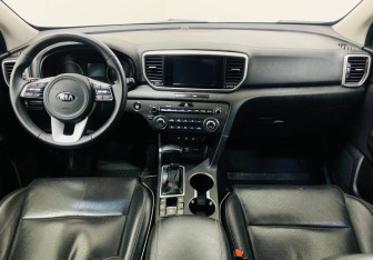 Подержанный автомобиль Kia Sportage 2019 года (10 фото)