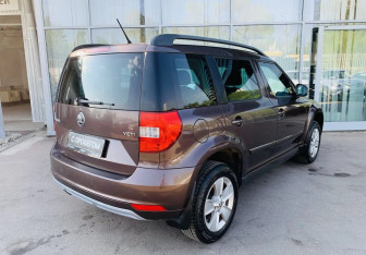 Подержанный автомобиль Skoda Yeti 2014 года (5 фото)