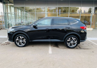 Подержанный автомобиль Haval F7 2022 года (8 фото)