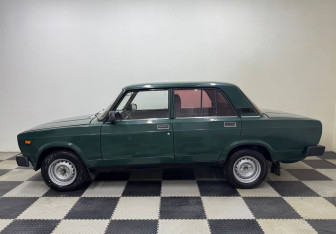 Подержанный автомобиль LADA (ВАЗ) 2105 1997 года (8 фото)