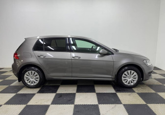 Подержанный автомобиль Volkswagen Golf Hatchback 2014 года (4 фото)