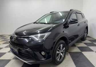 Подержанный автомобиль Toyota RAV4 2017 года (1 фото)