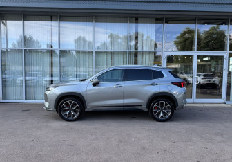 Подержанный автомобиль Exeed LX 2023 года (8 фото)