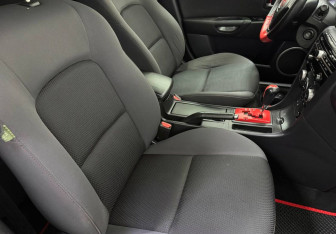 Подержанный автомобиль Mazda 3 Sedan 2008 года (9 фото)