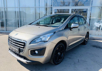 Подержанный автомобиль Peugeot 3008 2014 года (1 фото)