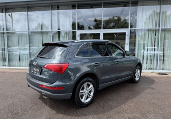 Подержанный автомобиль Audi Q5 2010 года (5 фото)