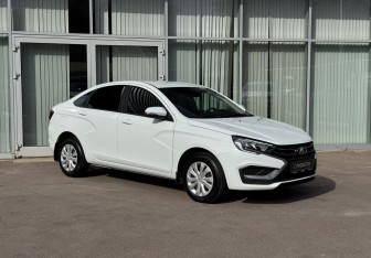 Подержанный автомобиль LADA (ВАЗ) Vesta Sedan 2024 года (3 фото)