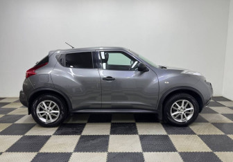 Подержанный автомобиль Nissan Juke 2011 года (4 фото)