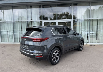 Подержанный автомобиль Kia Sportage 2021 года (5 фото)