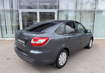 Подержанный автомобиль LADA (ВАЗ) Granta Liftback 2021 года (5 фото)