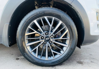 Подержанный автомобиль Hyundai Tucson 2018 года (12 фото)