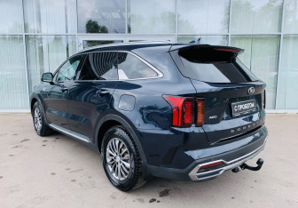 Подержанный автомобиль Kia Sorento 2020 года (7 фото)