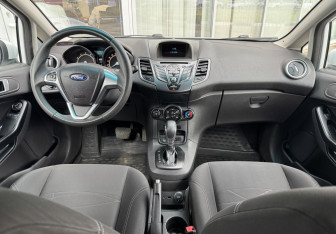 Подержанный автомобиль Ford Fiesta Hatchback 2016 года (9 фото)