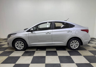 Подержанный автомобиль Hyundai Solaris Sedan 2017 года (8 фото)