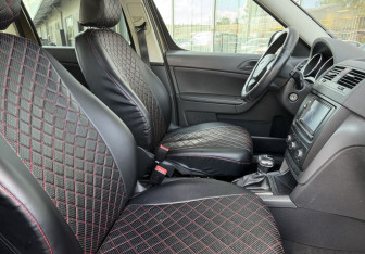 Подержанный автомобиль Skoda Yeti 2011 года (10 фото)