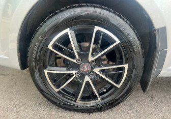 Подержанный автомобиль Chevrolet Aveo Sedan 2011 года (13 фото)