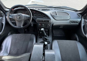 Подержанный автомобиль Chevrolet Niva 2011 года (10 фото)