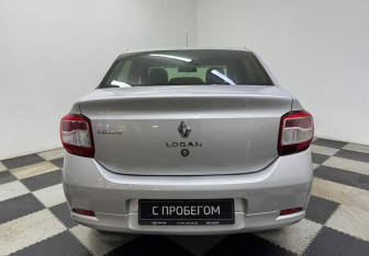 Подержанный автомобиль Renault Logan Sedan 2016 года (6 фото)