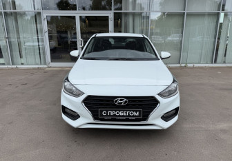 Подержанный автомобиль Hyundai Solaris Sedan 2019 года (2 фото)