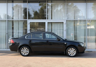 Подержанный автомобиль Kia Magentis 2007 года (4 фото)
