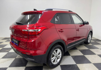 Подержанный автомобиль Hyundai Creta 2017 года (5 фото)