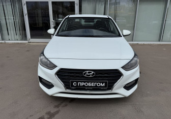 Подержанный автомобиль Hyundai Solaris Sedan 2017 года (2 фото)