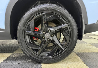 Подержанный автомобиль Omoda C5 2023 года (13 фото)