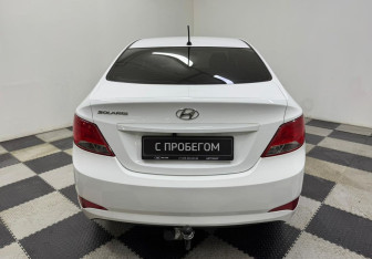 Подержанный автомобиль Hyundai Solaris Sedan 2016 года (6 фото)