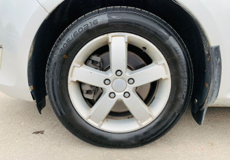 Подержанный автомобиль Ford Mondeo Sedan 2010 года (12 фото)