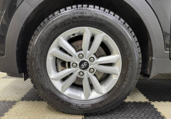 Подержанный автомобиль Hyundai Creta 2017 года (12 фото)