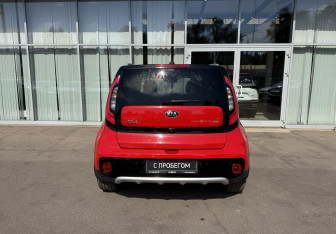Подержанный автомобиль Kia Soul 2017 года (6 фото)