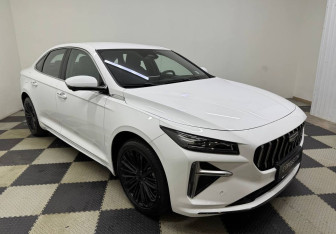 Новый Geely Preface 2024 (3 фото)