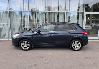 Подержанный автомобиль Citroen C4 Hatchback 2012 года (8 фото)