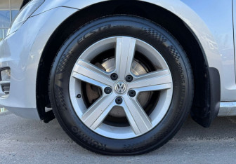 Подержанный автомобиль Volkswagen Golf Hatchback 2013 года (12 фото)