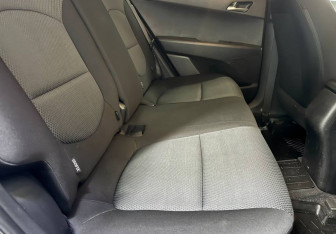 Подержанный автомобиль Hyundai Creta 2018 года (11 фото)