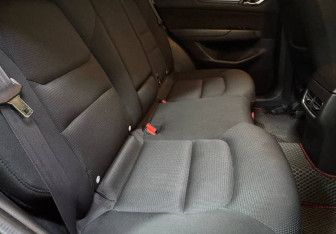 Подержанный автомобиль Mazda CX-5 2021 года (11 фото)