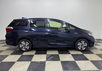 Подержанный автомобиль Honda Shuttle Wagon 2018 года (4 фото)