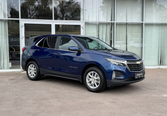 Подержанный автомобиль Chevrolet Equinox 2022 года (3 фото)