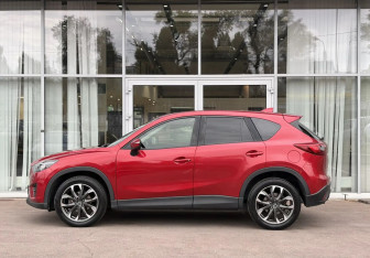 Подержанный автомобиль Mazda CX-5 2016 года (8 фото)