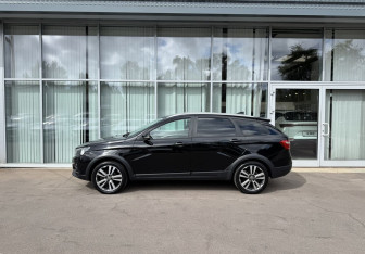 Подержанный автомобиль LADA (ВАЗ) Vesta Wagon 2020 года (8 фото)