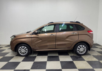 Подержанный автомобиль LADA (ВАЗ) XRAY 2017 года (8 фото)