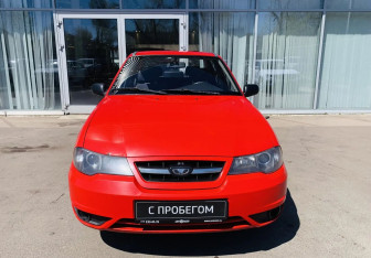 Подержанный автомобиль Daewoo Nexia Sedan 2010 года (2 фото)