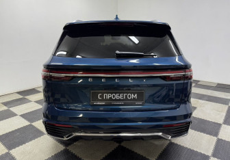 Подержанный автомобиль Geely Monjaro 2024 года (6 фото)