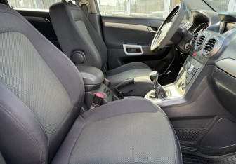 Подержанный автомобиль Opel Antara 2008 года (10 фото)