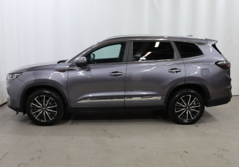 Подержанный автомобиль Chery Tiggo 8 Pro Max 2023 года (8 фото)