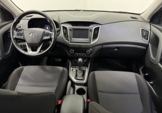 Подержанный автомобиль Hyundai Creta 2018 года (10 фото)