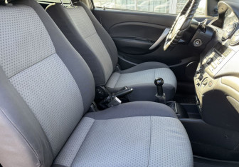 Подержанный автомобиль Chevrolet Aveo Hatchback 2009 года (10 фото)